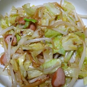 ソーセージ使って節約野菜炒め